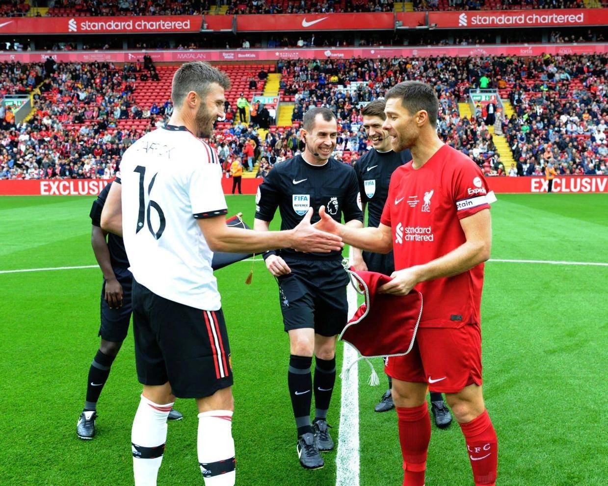 曝曼联接洽阿隆索,却不大可能由其执教!卡里克仍是转正头号热门